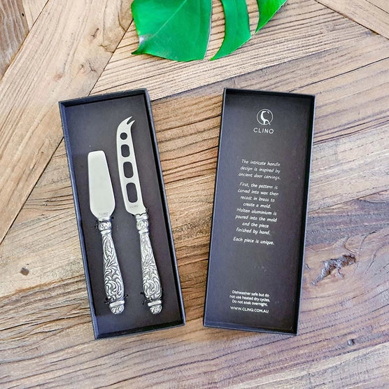 Carved Handle Cheese Knife Set