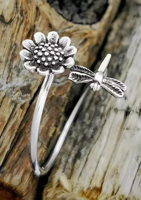 Adjustable Dragonfly Ring